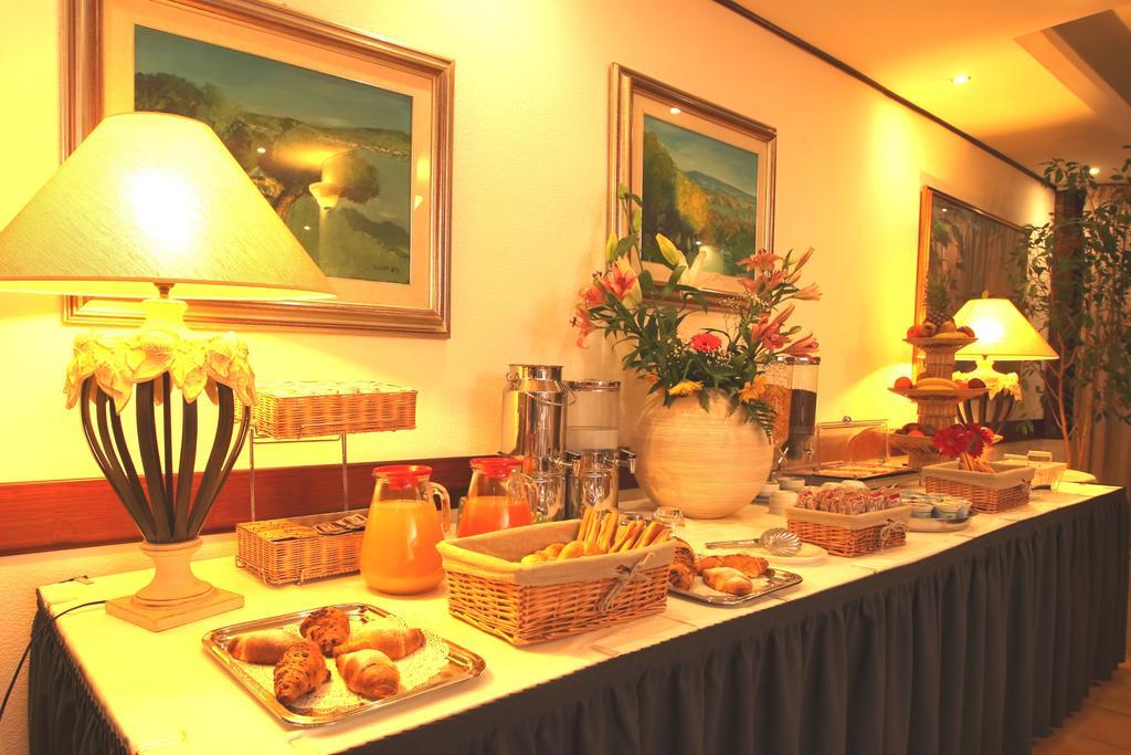 אולביה Hotel Moderno מראה חיצוני תמונה